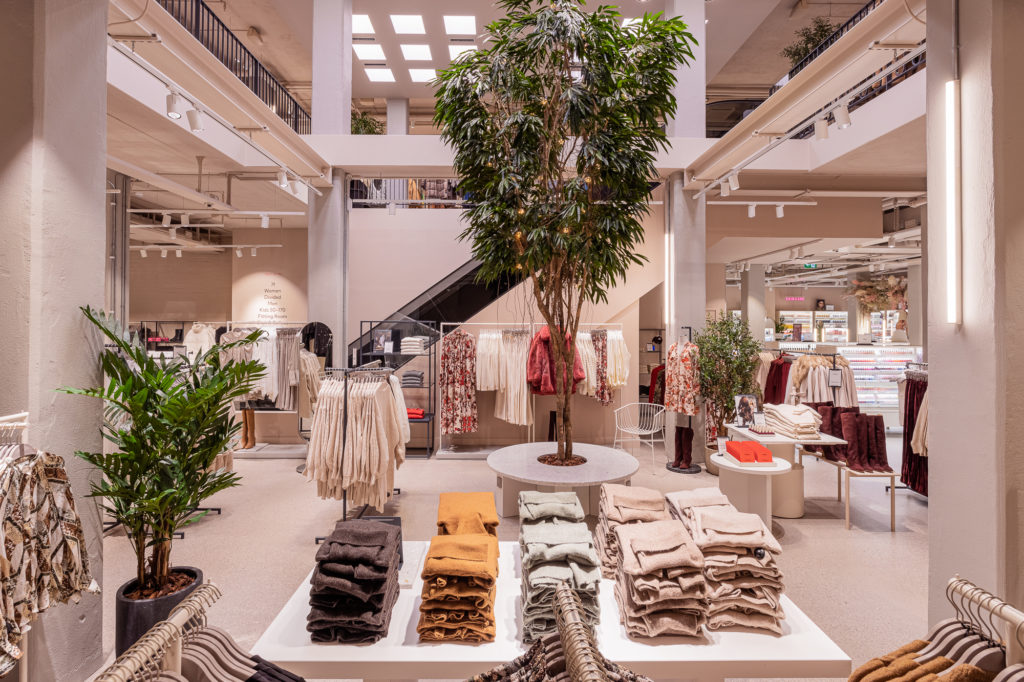 Now, H&M lets you rent clothes – DW – 12/05/2019